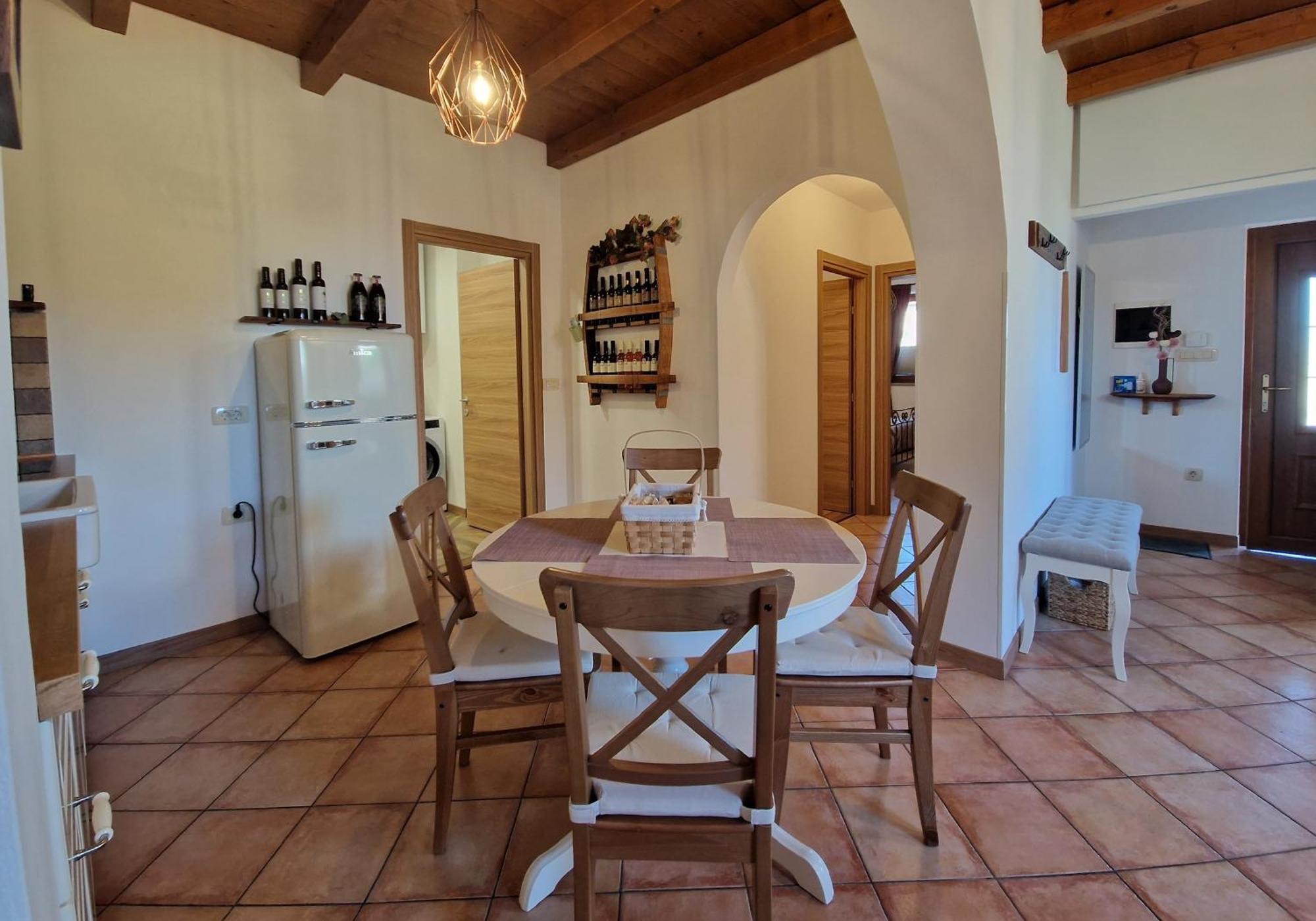 Wine & Vinales Apartment *